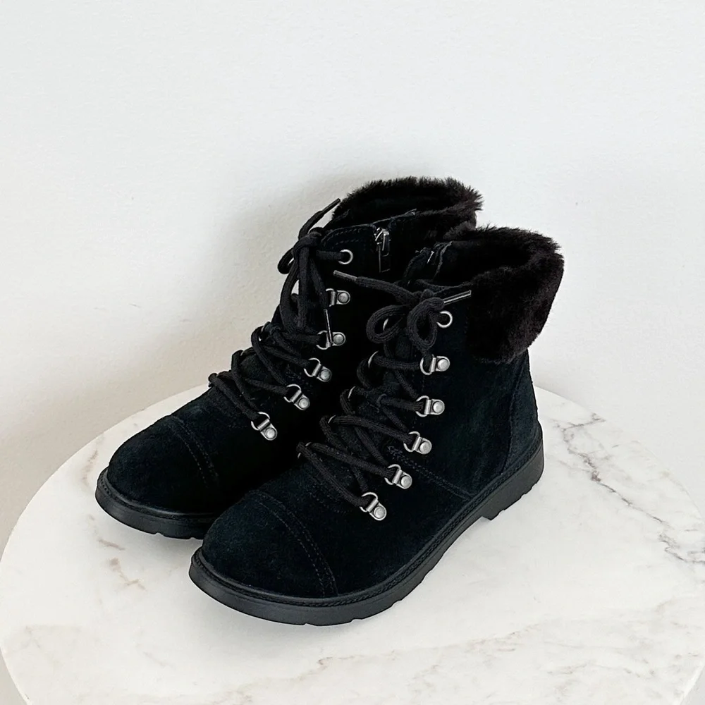 NEW UGG Azell Hiker Weather Waterproof Lace-up Boots Black Suede Youth Size 6